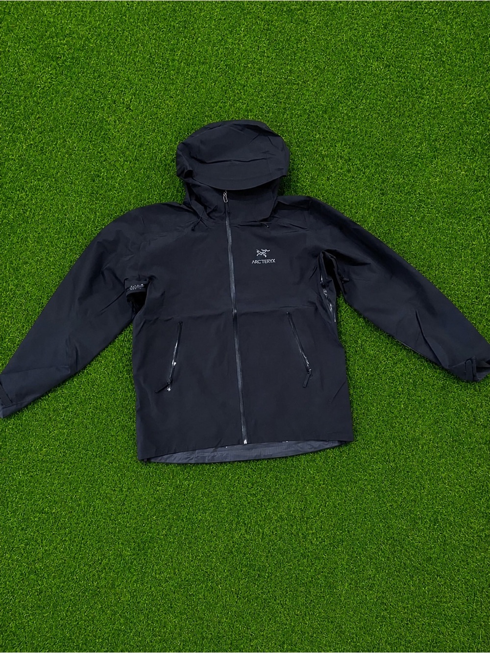 Arc’teryx Beta SV Black Waterproof Rain Jacket Size L